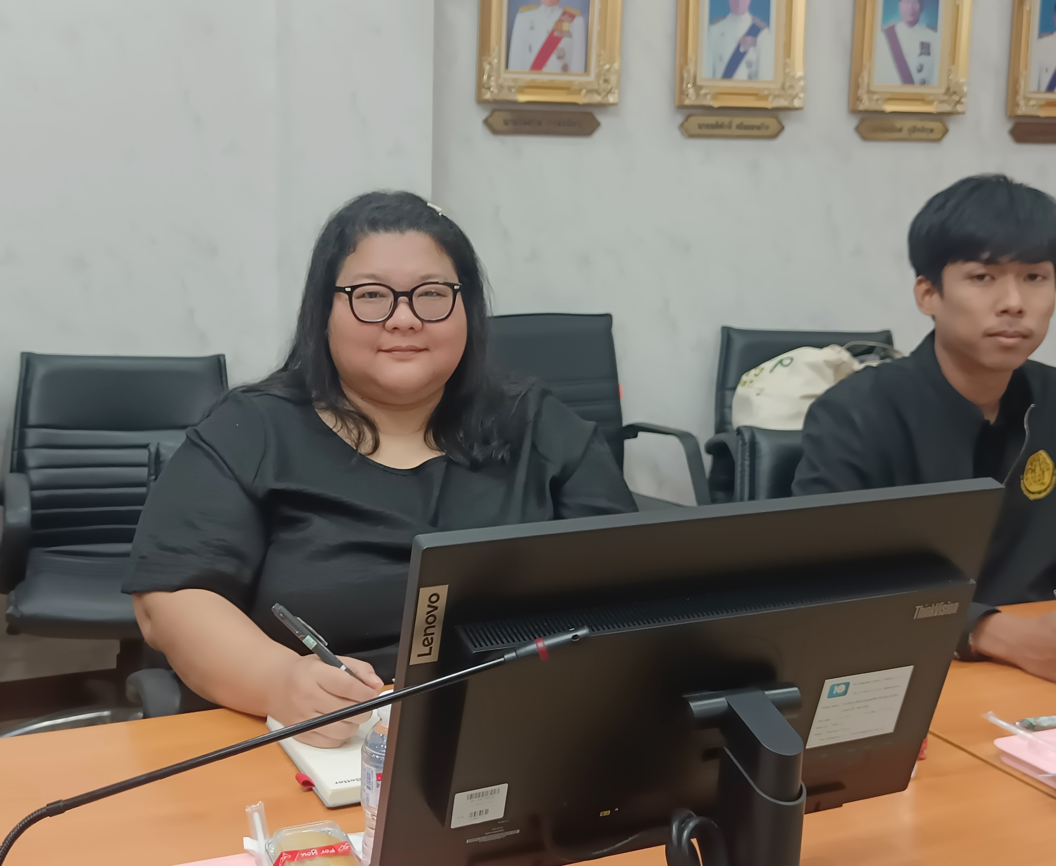 title -  ประชุมย่อยคณะทำงานฝ่ายติดตามประเมินผลการจัดงาน คณะทำงานที่ 7 การจัดงานวันคล้ายวันสถาปนาสำนักงานการปฏิรูปที่ดินเพื่อเกษตรกรรม (ส.ป.ก.) ครบรอบ 51 ปี พร้อมประชุมผ่านสื่ออิเล็กทรอนิกส์ (ผ่านระบบออนไลน์ Zoom Meeting)